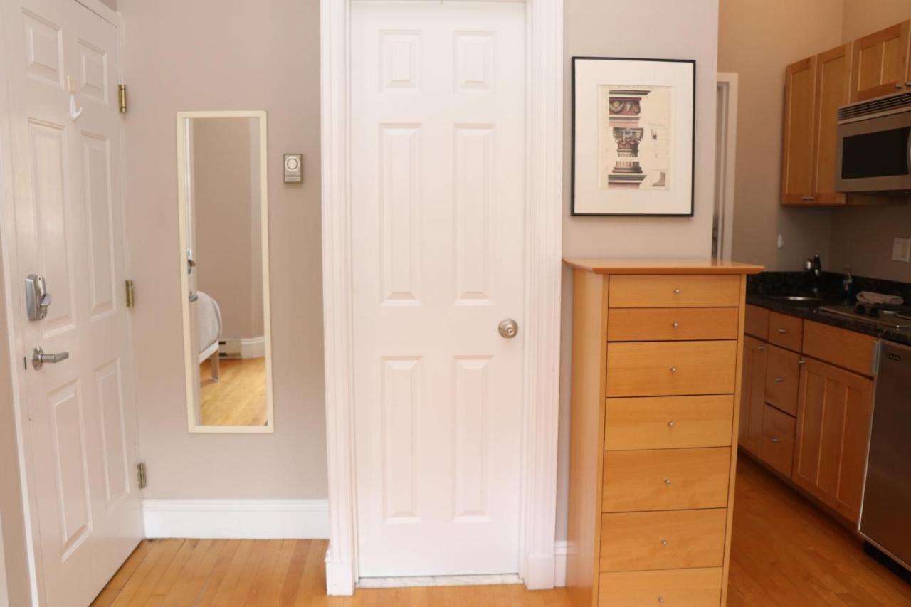 Charming Studio In Boston Brownstone, C.Ave#5 Eksteriør billede